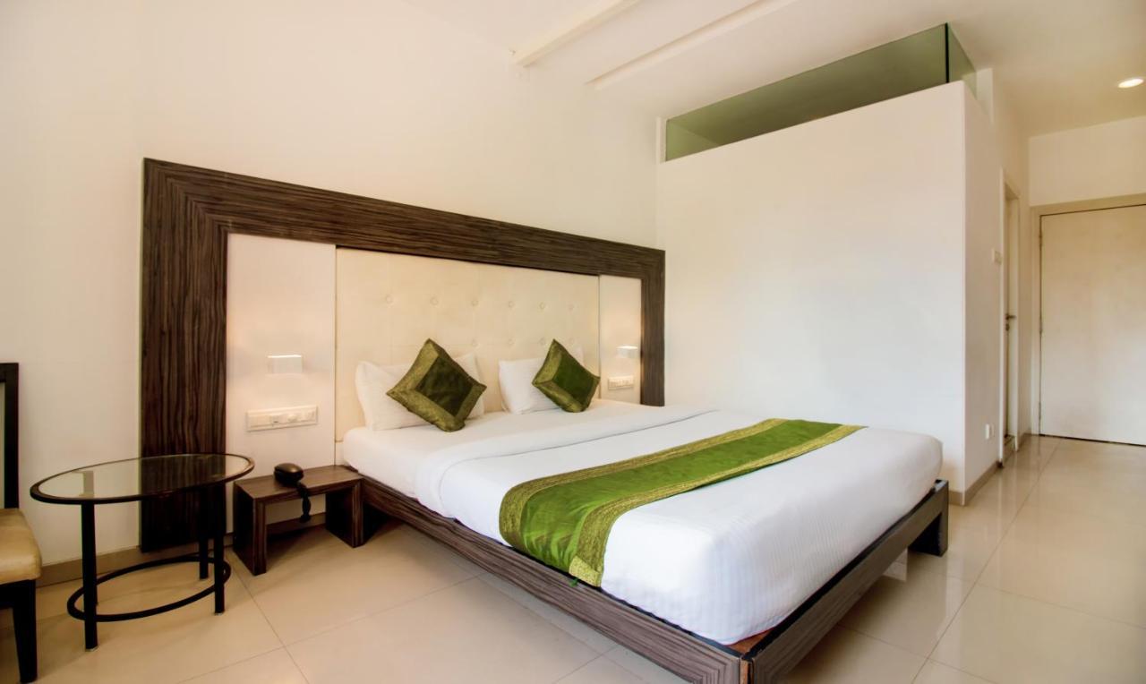 Treebo Trend Golden Nest Hotel Thane Exterior photo