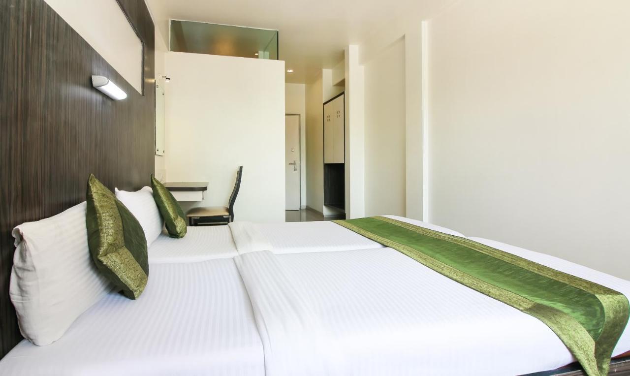 Treebo Trend Golden Nest Hotel Thane Exterior photo